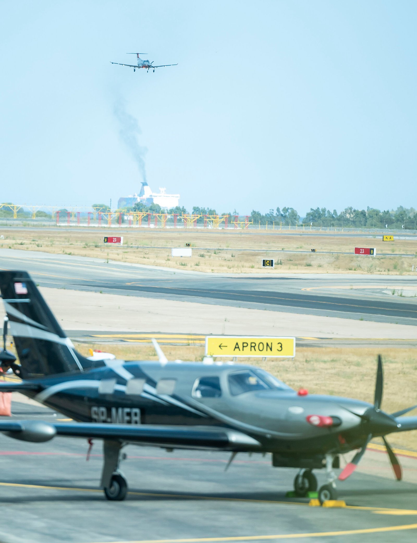Aircraft maintenance