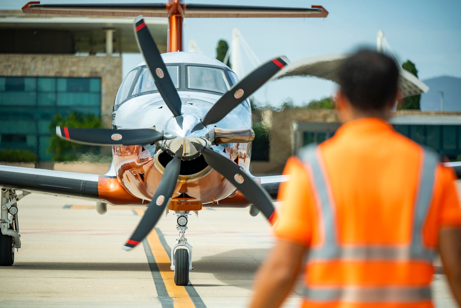 Hans Jet commercial operations